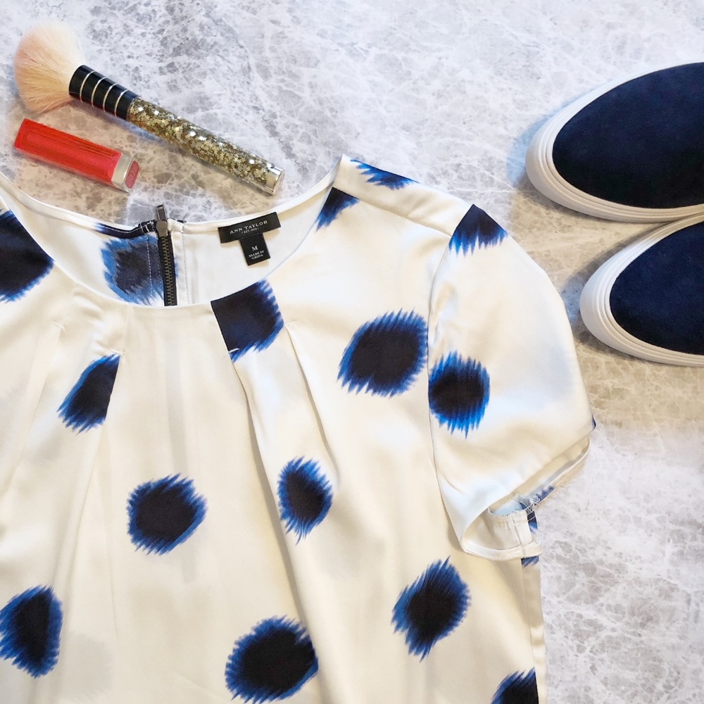 Ann Taylor Blue Spot Silk Blouse NWOT